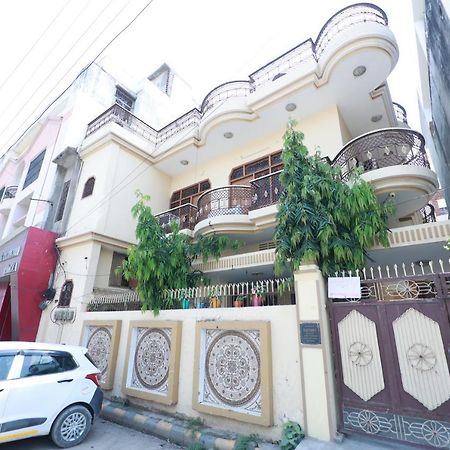 Kapoor Sahab Homestay : It'S A Home Away From Home. فاراناسي المظهر الخارجي الصورة