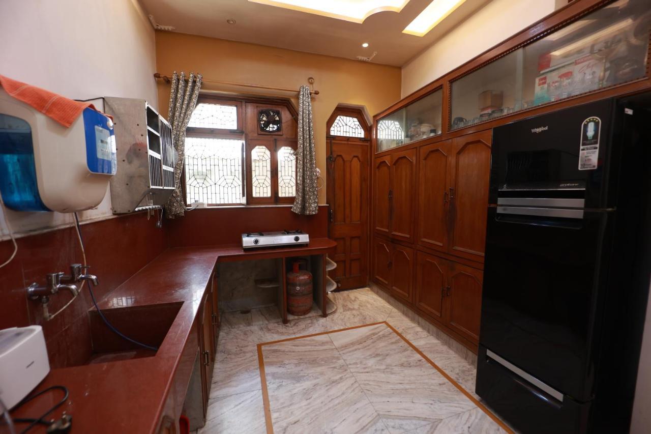Kapoor Sahab Homestay : It'S A Home Away From Home. فاراناسي المظهر الخارجي الصورة